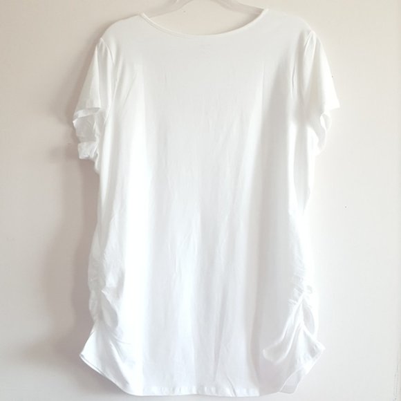 🦋 3/$25 Maternity White T-Shirt XXL - Picture 2 of 3